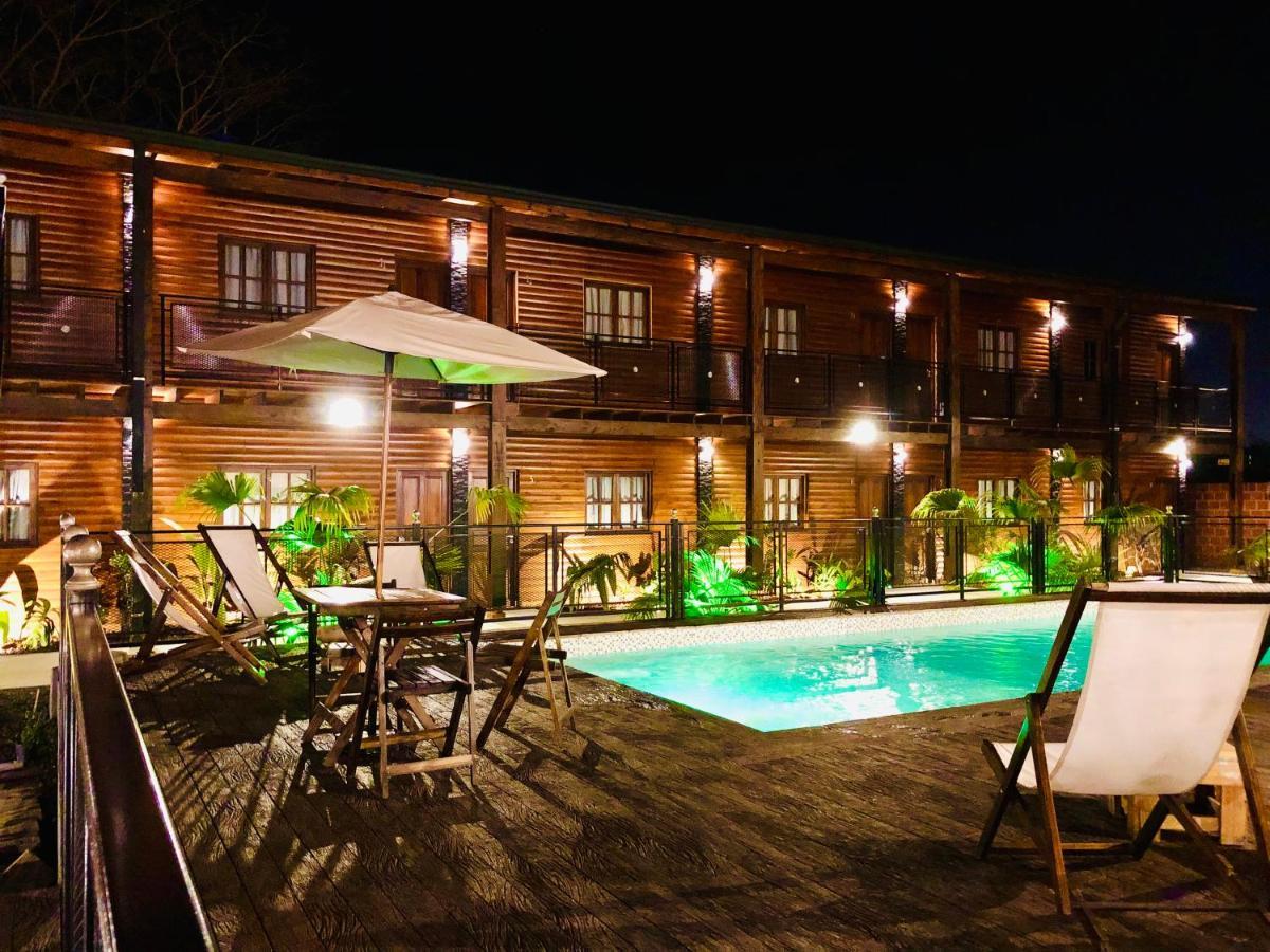 Hotel Alma Pura Puerto Iguazú Exterior foto