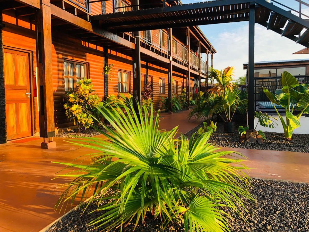 Hotel Alma Pura Puerto Iguazú Exterior foto