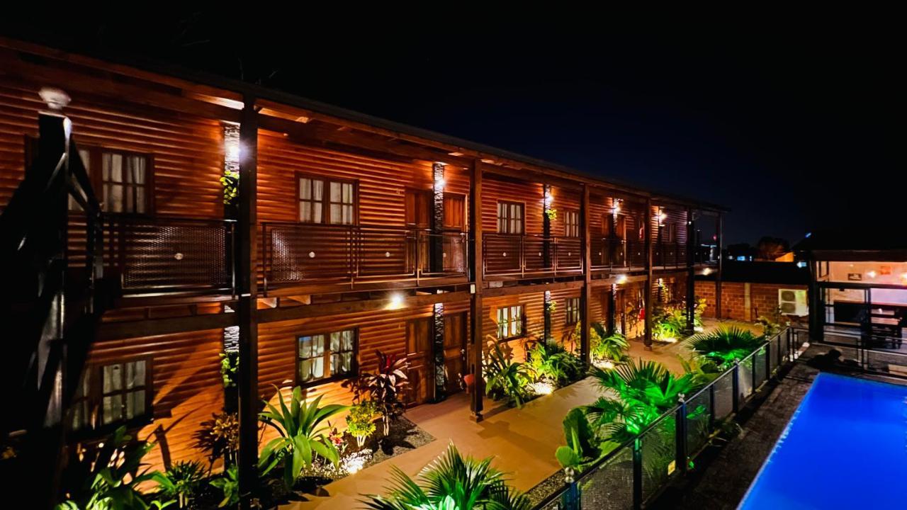 Hotel Alma Pura Puerto Iguazú Exterior foto