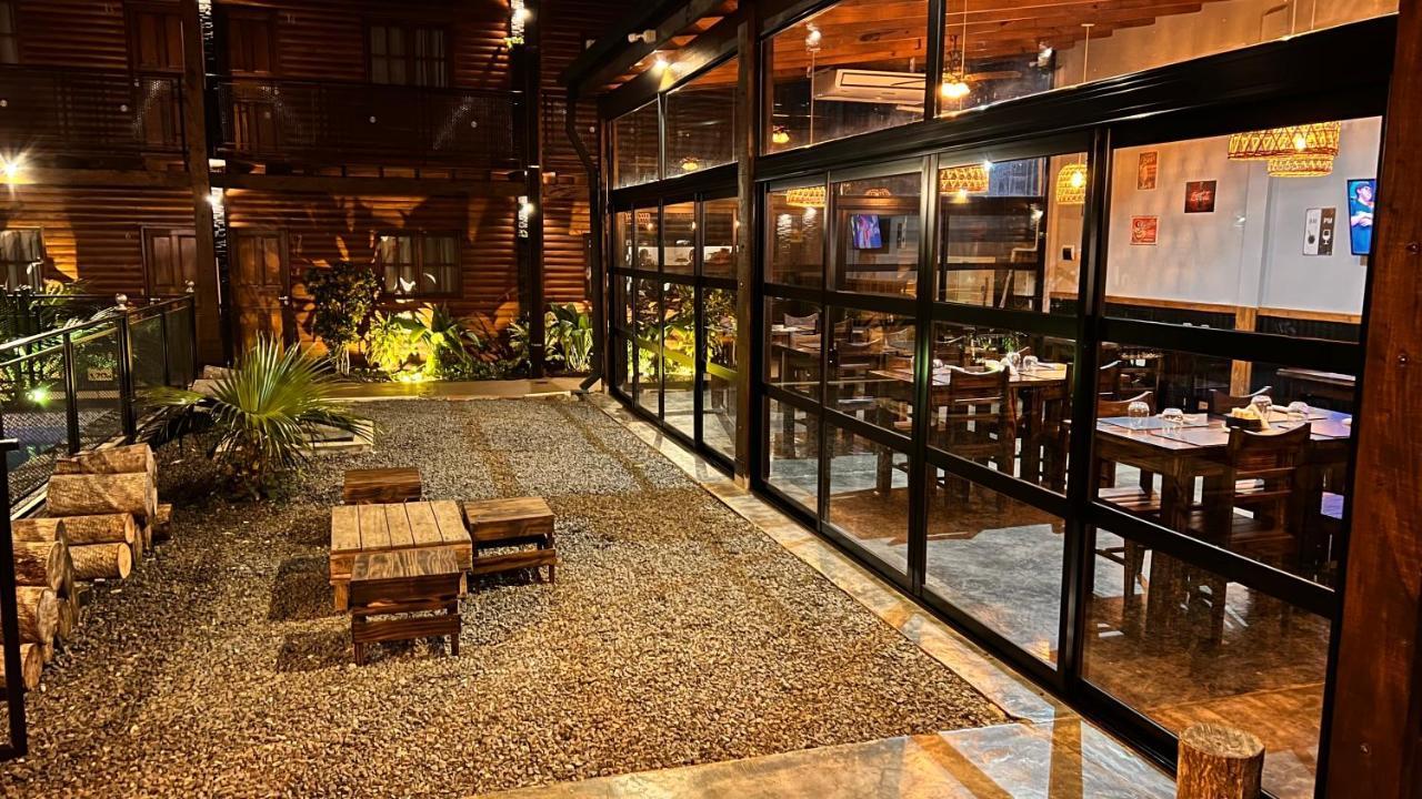 Hotel Alma Pura Puerto Iguazú Exterior foto